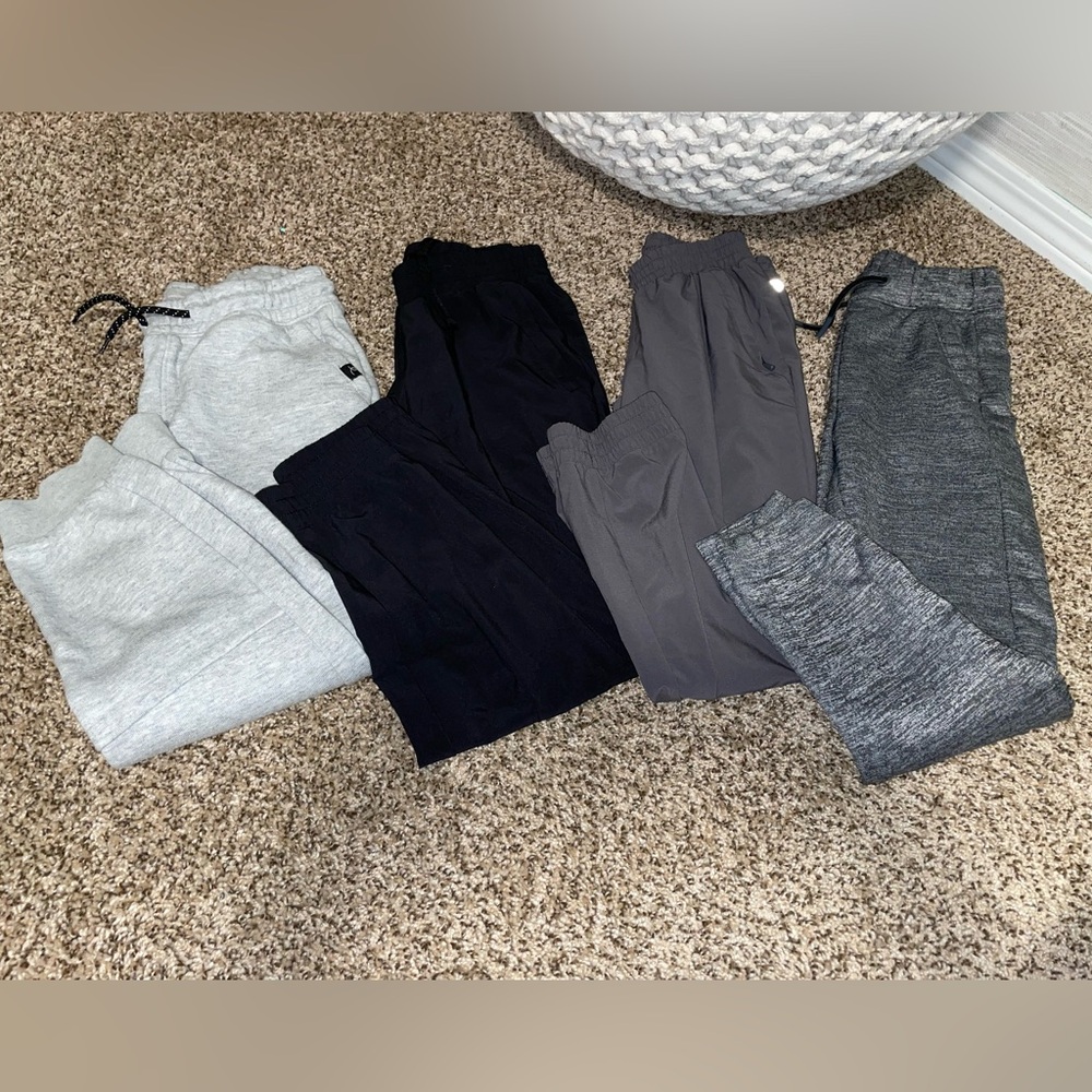 BUNDLE Boys Size 6/7 JOGGERS All in Motion & Art Class